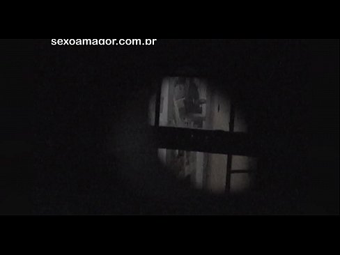❤️ Blondie és gravada en secret per un voyeur del barri amagat darrere de maons buits ️❌ Sexe a nosaltres ca.pornfuror.ru ❌❤
